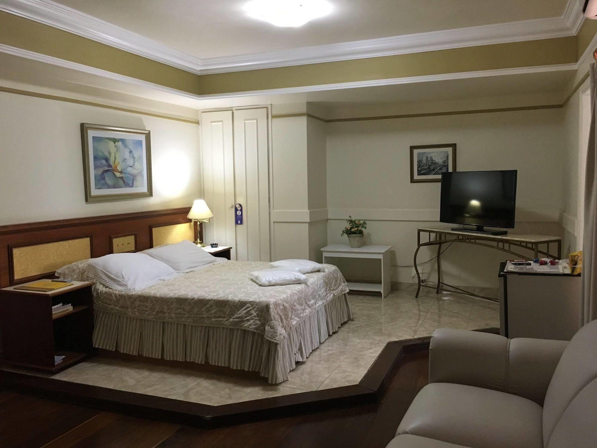 Tamareiras Park Hotel Убераба Екстер'єр фото